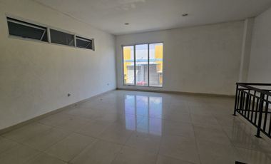 Dijual Gudang Bizpark Cakung 432m2 Bisa Gandeng Type Office Siap Pakai