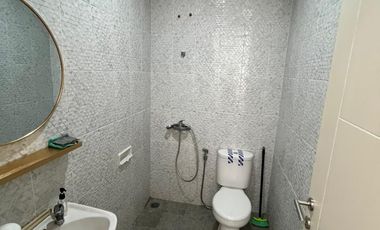 Disewakan Rumah Full Furnish 2 Lantai, Cluster Marsmellow - Tanjung Bunga