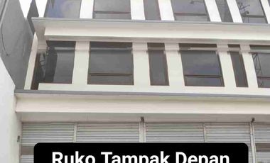 Ruko 4lt ada Rooftop disewakan di Tebet Jaksel