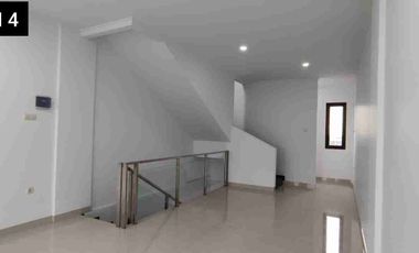 Ruko 4lt ada Rooftop disewakan di Tebet Jaksel