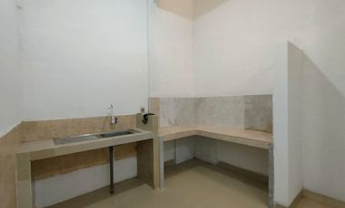 Rumah Siap Huni & Strategis Hanya 5 Menit Menuju Stasiun Taman Kota Jakarta Barat