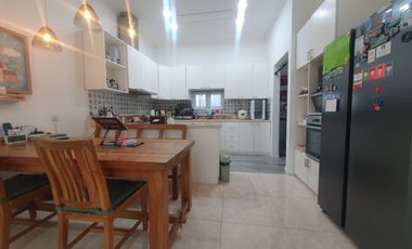 Bangunan rumah dan kapel di daerah Sidomukti, Salatiga