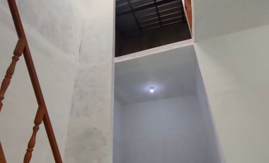 Rumah Lebar 10m Cocok Untuk Hunian + Usaha Lokasi Taman Kota Jakarta Barat