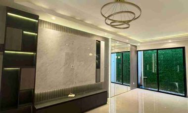 Dijual/disewakan Rumah 2 Lantai Di Provence Suite Bsd Tangsel