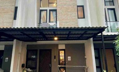 Dijual/disewakan Rumah 2 Lantai Di Provence Suite Bsd Tangsel