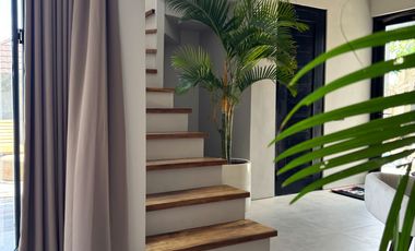 FOR SALE GREY STONE VILLA STRATEGIC LOCATION IN BADUNG, BALI