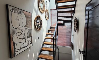 FOR SALE GREY STONE VILLA STRATEGIC LOCATION IN BADUNG, BALI