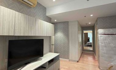 3BR at 32 Sanson by Rockwell 🌿