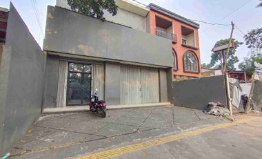 Ruko Area Super Ramai Parkir Luas Anggrek Loka BSD city