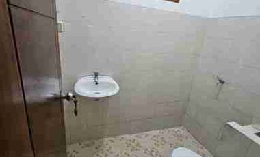 rumah fresh siap huni 5 kamar hoek dkt lapangan dan masjid di pondok kelapa