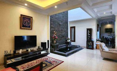 Dijual Rumah di Veteran Bintaro Jakarta selatan