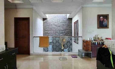 Dijual Rumah di Veteran Bintaro Jakarta selatan