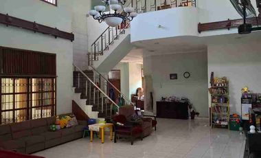 ‼️Luas 685 m², Main Road‼️ Rumah murah di Kebonsari Elveka, Dekat Gayungsari Ketintang