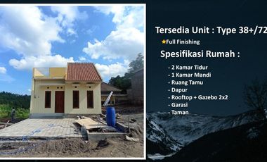 Grand Niravadhi Rumah 300 juitaam di Komplex Perumaham Besar