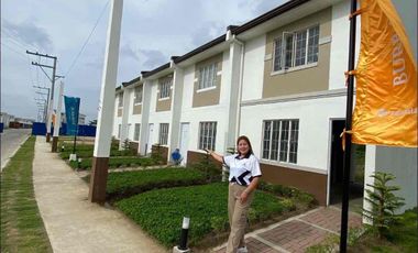 🏡 BURBANK VILLAGE – Pre-Selling House & Lot