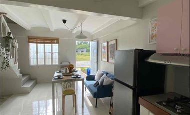 🏡 BURBANK VILLAGE – Pre-Selling House & Lot