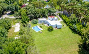 CASA | 7 AMBIENTES | TERRENO 4500 M² | PISCINA | COCHERA | FUNES