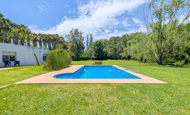 CASA | 7 AMBIENTES | TERRENO 4500 M² | PISCINA | COCHERA | FUNES