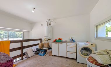 CASA | 7 AMBIENTES | TERRENO 4500 M² | PISCINA | COCHERA | FUNES