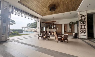 For Rent: 3BR Penthouse Loft Unit at Oak Harbor Residences, Asiaworld City, Paranaque