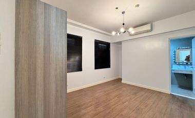 For Rent: 3BR Penthouse Loft Unit at Oak Harbor Residences, Asiaworld City, Paranaque