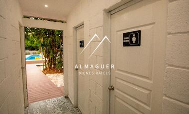 Quinta en Venta en colonia Nuevo Almaguer, con 10 cajones de estacionamiento.