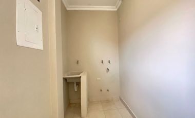 Departamento en Álamos cerca a la Alborada