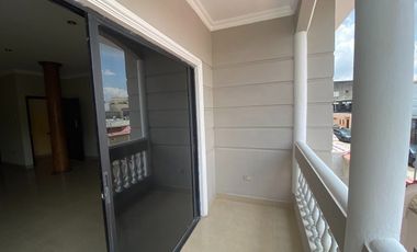 Departamento en Álamos cerca a la Alborada