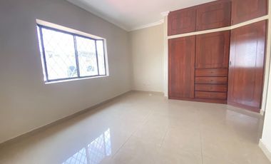 Departamento en Álamos cerca a la Alborada