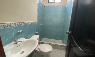 Departamento en Álamos cerca a la Alborada