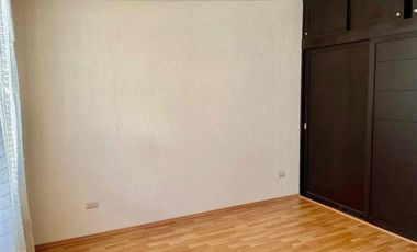 LINDA CASA EN RENTA, EN PRIVADA, EN FRACC. SAN VALENTIN, EN ZINACANTEPEC