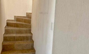 LINDA CASA EN RENTA, EN PRIVADA, EN FRACC. SAN VALENTIN, EN ZINACANTEPEC