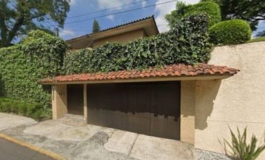 CASA ADJUDICADA EN VENTA EN  JARDINES DEL PEDREGAL, CDMX.