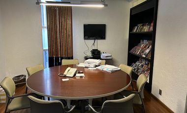 VENTA DE EDIFICIO DE OFICINAS EN 3 NIVELES EN LA ANZURES A UN COSTADO DEL HOTEL CAMINO REAL.