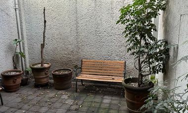 VENTA DE EDIFICIO DE OFICINAS EN 3 NIVELES EN LA ANZURES A UN COSTADO DEL HOTEL CAMINO REAL.