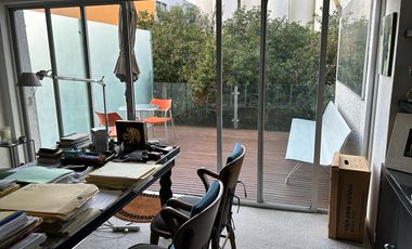 VENTA DE EDIFICIO DE OFICINAS EN 3 NIVELES EN LA ANZURES A UN COSTADO DEL HOTEL CAMINO REAL.