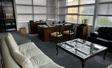 VENTA DE EDIFICIO DE OFICINAS EN 3 NIVELES EN LA ANZURES A UN COSTADO DEL HOTEL CAMINO REAL.