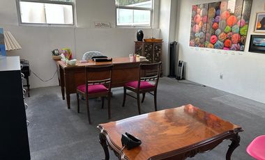 VENTA DE EDIFICIO DE OFICINAS EN 3 NIVELES EN LA ANZURES A UN COSTADO DEL HOTEL CAMINO REAL.