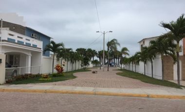 SOLARES EN VENTA CON 500 MTS2 EN URBANIZACION VILLA MARINA RUTA DEL SOL