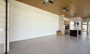 CASA EN VENTA EN FRACCIONAMIENTO LOMAS DE COCOYOC MORELOS