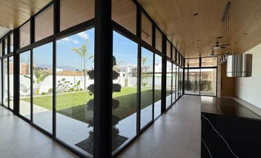 CASA EN VENTA EN FRACCIONAMIENTO LOMAS DE COCOYOC MORELOS