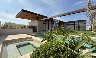 CASA EN VENTA EN FRACCIONAMIENTO LOMAS DE COCOYOC MORELOS
