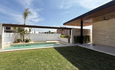 CASA EN VENTA EN FRACCIONAMIENTO LOMAS DE COCOYOC MORELOS