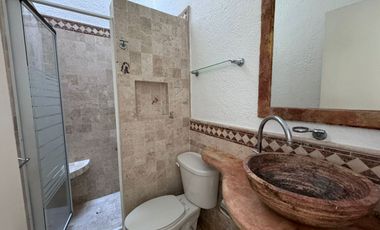 CASA EN VENTA EN FRACCIONAMIENTO LOMAS DE COCOYOC, MORELOS