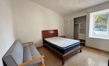 CASA EN VENTA EN FRACCIONAMIENTO LOMAS DE COCOYOC, MORELOS