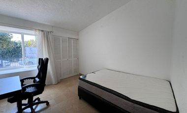 CASA EN VENTA EN FRACCIONAMIENTO LOMAS DE COCOYOC, MORELOS