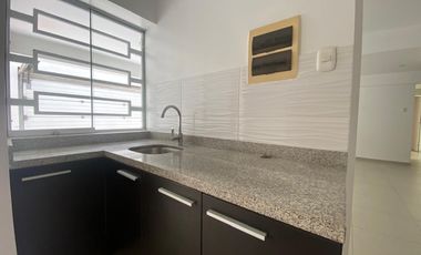 🏡 DEPARTAMENTO EN VENTA – SURCO | PRIMER PISO (AÑO 2020) 🌿
