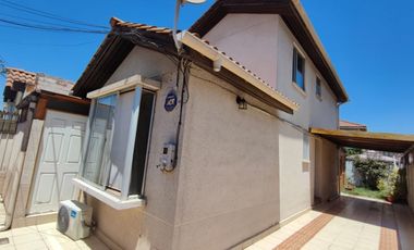 Excelente Casa en Condominio 4 Dormitorios, Quilicura