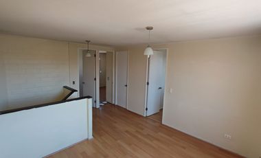 Excelente Casa en Condominio 4 Dormitorios, Quilicura