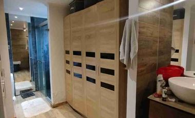 Vendo Hermosa y Agradable Casa 435 mts², 6Dormitorios 6Baños 3Estacionamientos